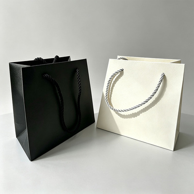 FR-P03/Trapezoid Shape Paper Bags Customized